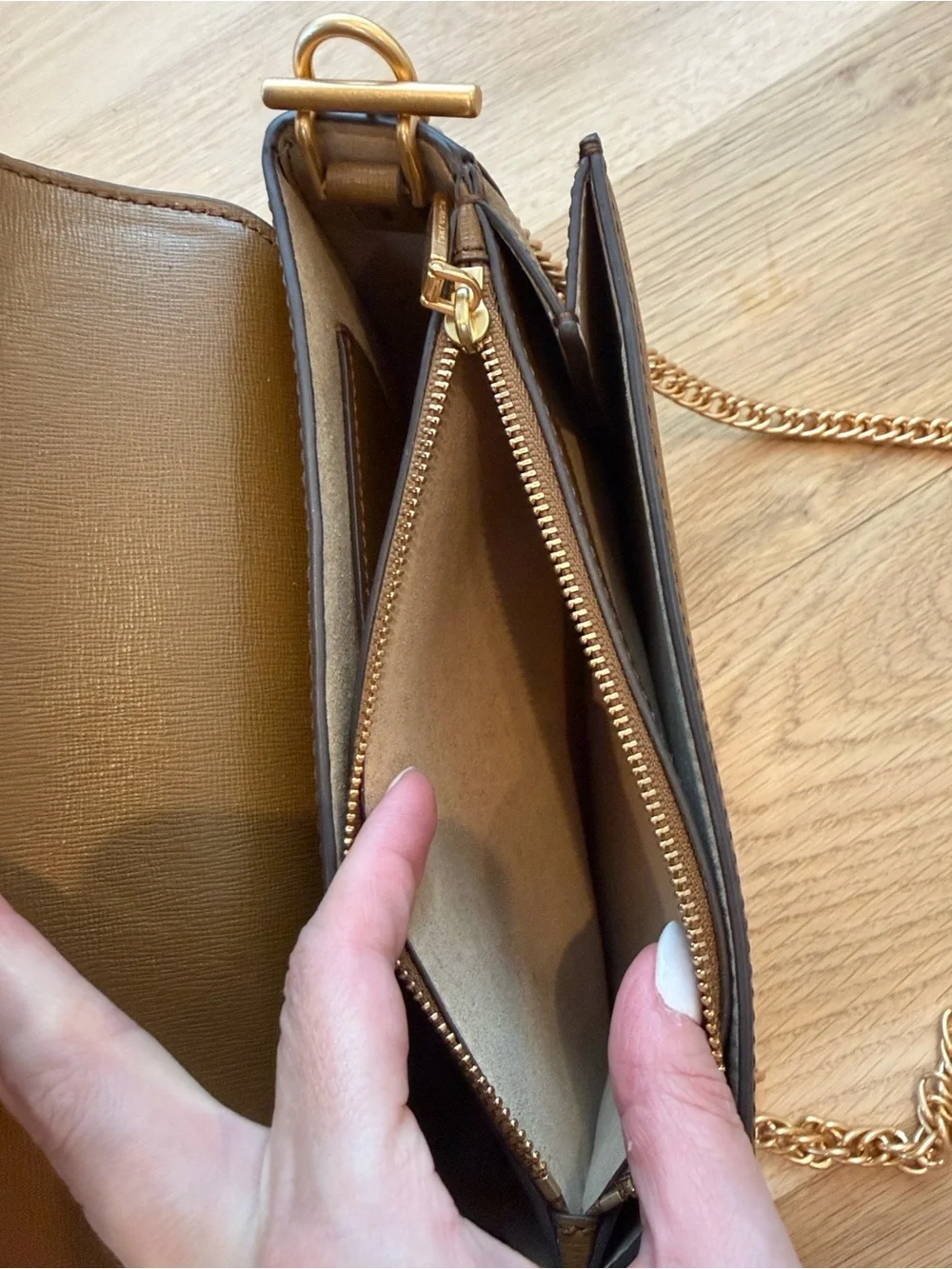 Tory Burch Convertible Shoulder Bag in Brown